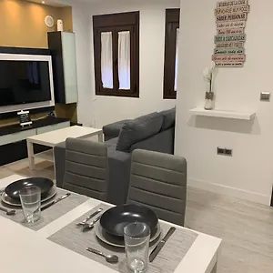 https://apartamento-las-ninas.es-andalucia.com